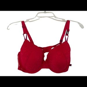 New with tags Victoria’s Secret bra red lace